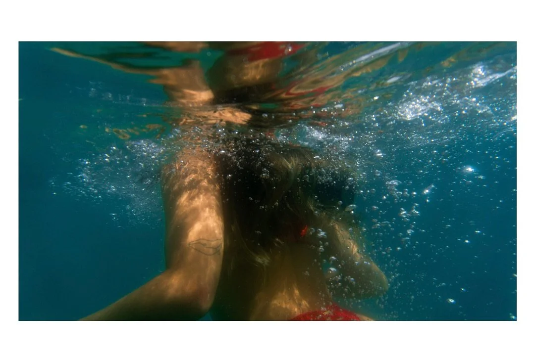 playing mermaids with @georgia.land 

#photographer #underwaterphotography #oceanphotogrpahy