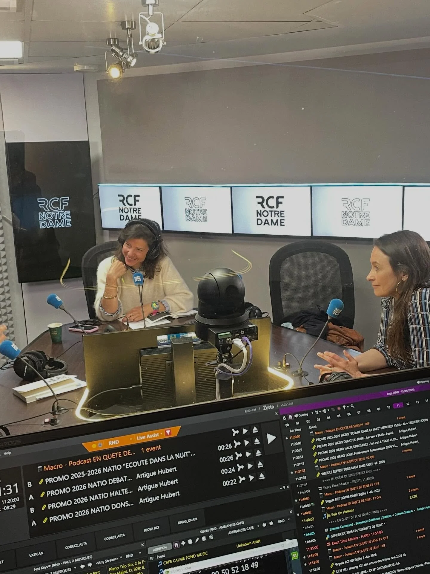 Plaisir de parler du livre collectif &laquo;&nbsp;avoir un fils&nbsp;&raquo; avec @daftkurt autour du micro de @emission_en_quete_de_sens  sur @rcf_notre_dame. La question &eacute;tait &laquo;&nbsp;faut il &ecirc;tre viril pour &ecirc;tre un homme ?&