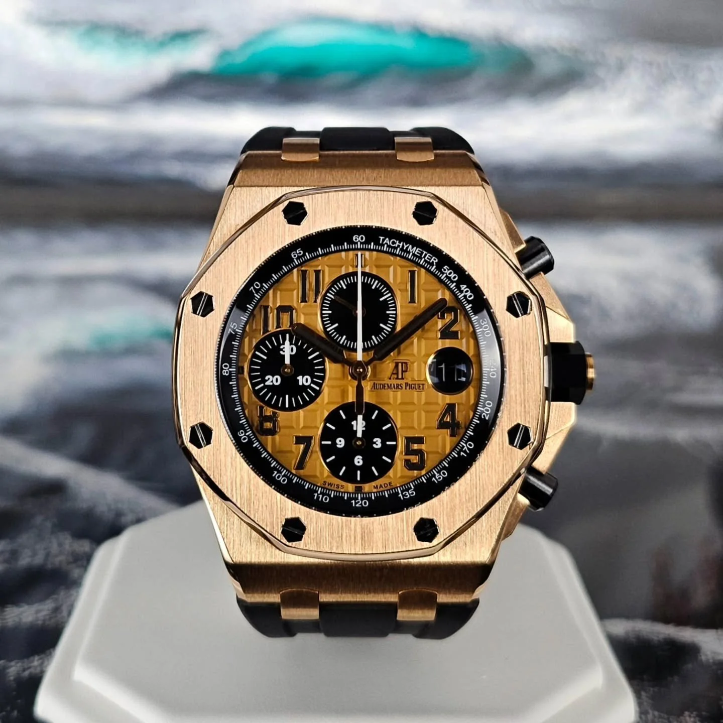 Bold, luxurious, and built to command attention. Nicknamed the &ldquo;Half-Brick&rdquo; for its substantial use of gold, this Royal Oak Offshore Chronograph delivers serious wrist presence in a 42mm 18k rose gold case. It&rsquo;s a statement piece th