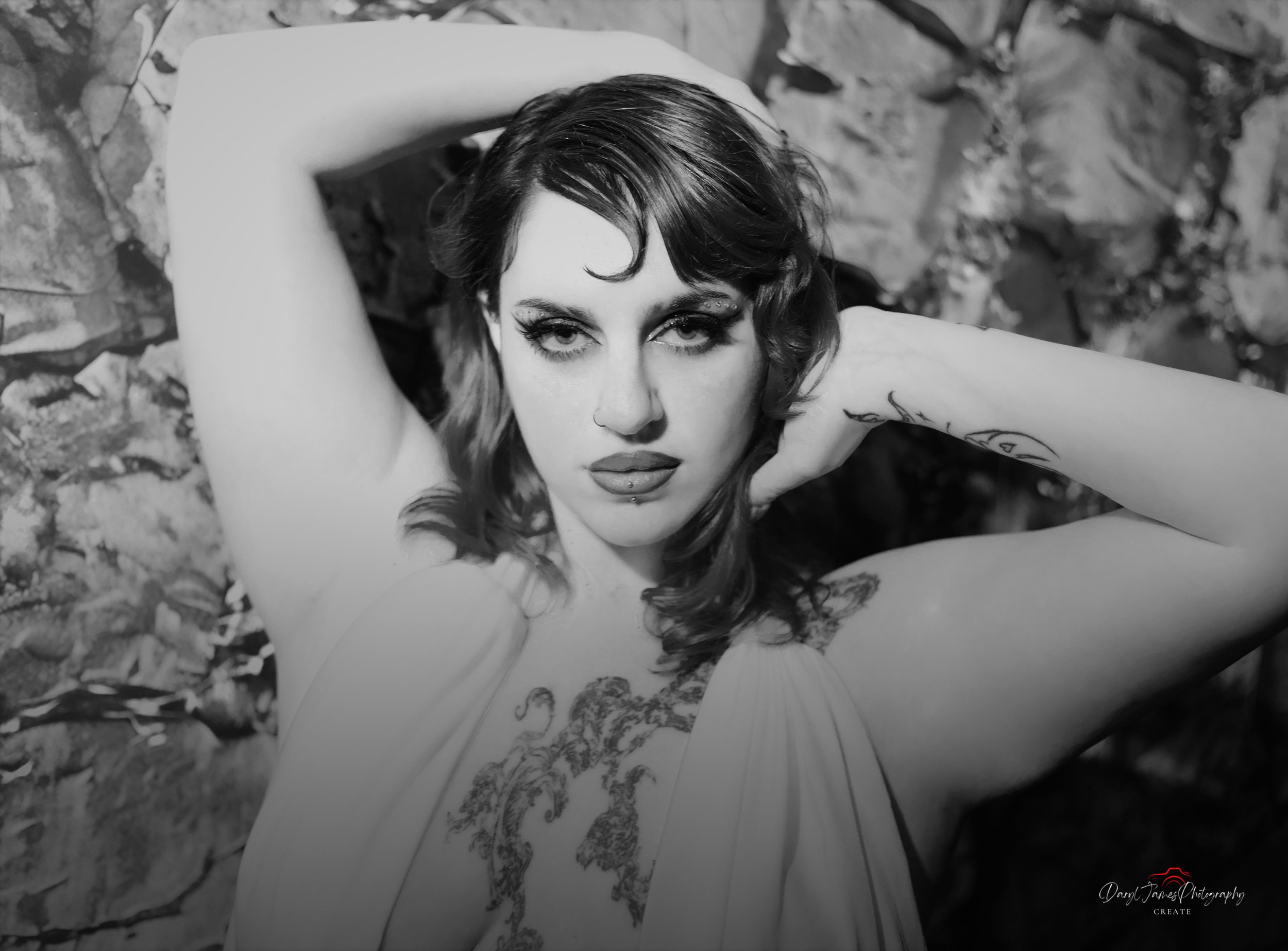 Cece 12 B&W + sig - 0G9A0792.jpg