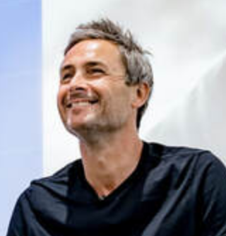 headshot Book-Cedric-Dumont-Leadership-Motivation-Team- Speaker-Conferences-Keynote-Contact-92-Speakers.png