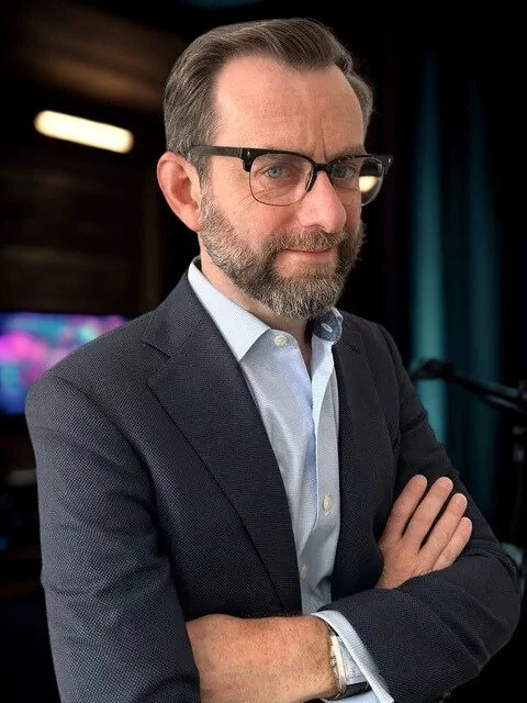 Andrew Edgecliffe-Johnson headshot, business journalist and moderator specialising in boardroom-level conversation