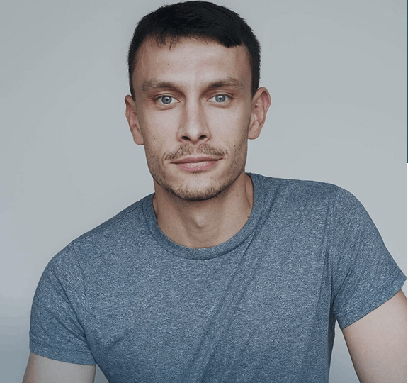 Book Richard Gadd for 2026 keynotes on creative integrity, mental health, and resilience. Discover the insights behind 'Baby Reindeer' and his 2026 BBC drama 'Half Man'."