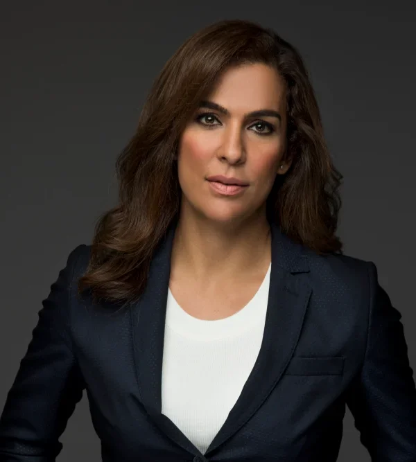 Ramia Farrage headshot, broadcast journalist, presenter and conference moderator leading credible, global conversation