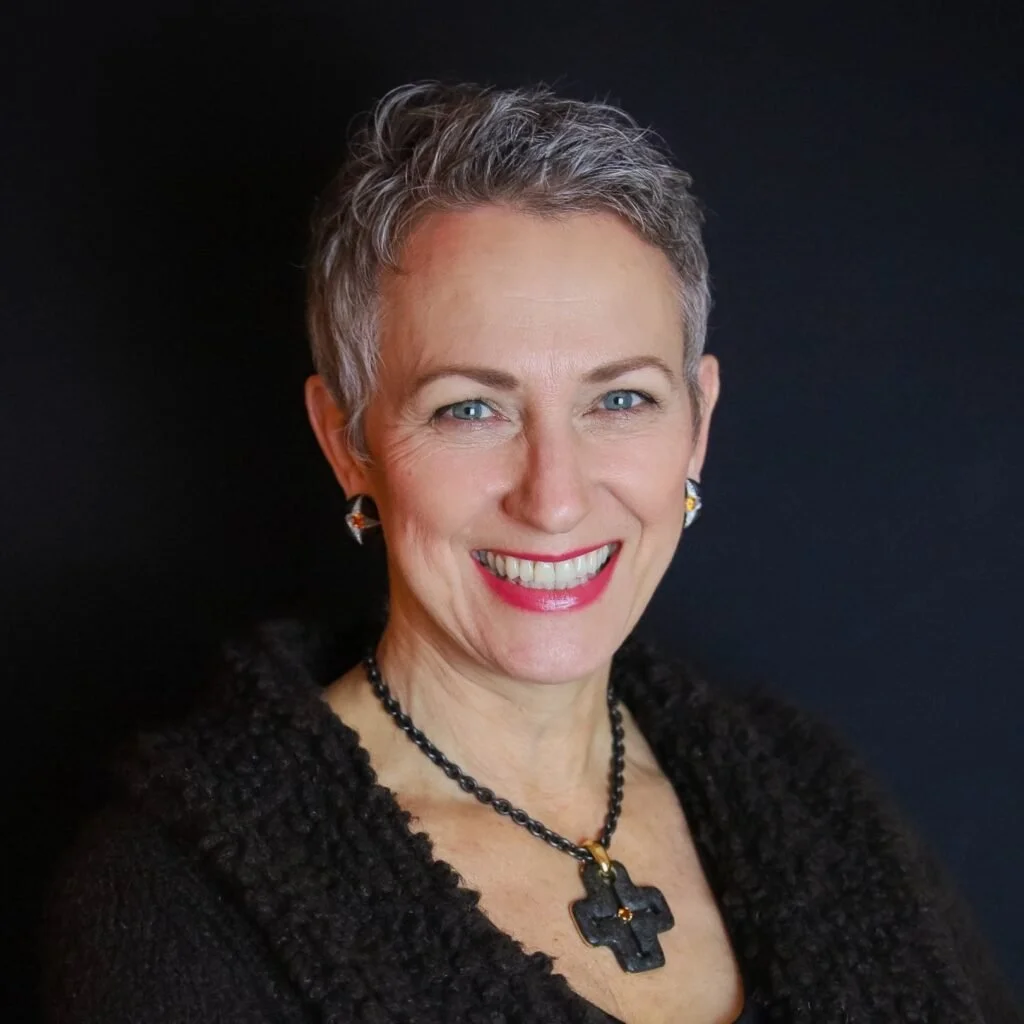 Headshot of Inga Beale, former CEO of Lloyd’s of London and organisational change leader