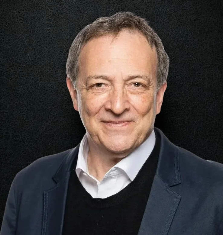 Headshot of Misha Glenny, expert on organised crime, cybercrime, and global risk, represented by 92 Speakers Bureau