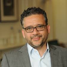 Michael Jacobides headshot, strategy economist and keynote speaker