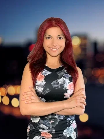 Headshot of Monica Verma, cyber resilience leader and expert on crisis and organisational readiness,