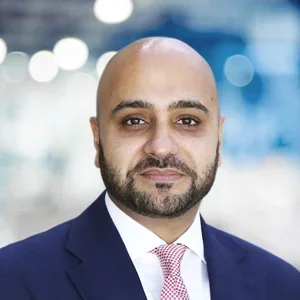 Headshot of Asif Sadiq MBE, global DEI leader and expert on fairness, governance and organisational trust, represented by 92 Speakers Bureau