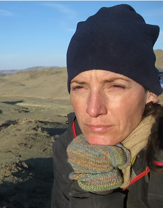 Sarah Marquis headshot – resilience and self-reliance keynote speaker in extreme environments