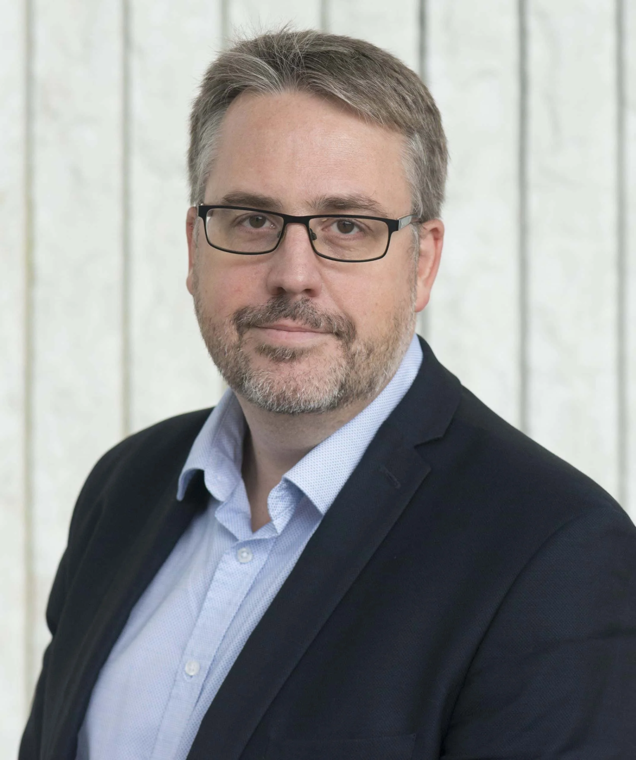 headshot Tim_Shipman_92-Speakers (1).jpg