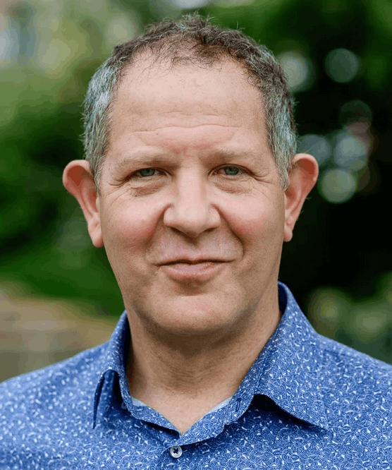 John Kampfner, author of Braver New World, when delivering keynotes for 92 Speakers on global innovation, the 'German model', and the future of democratic resilience.