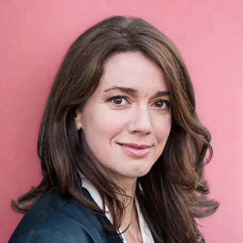 Headshot of Stephanie Hare, geopolitics and intelligence analyst and expert on strategic risk, represented by 92 Speakers Bureau
