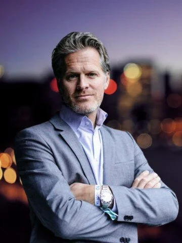 Headshot of Stefan Hyttfors, expert on exponential change and human behaviour,