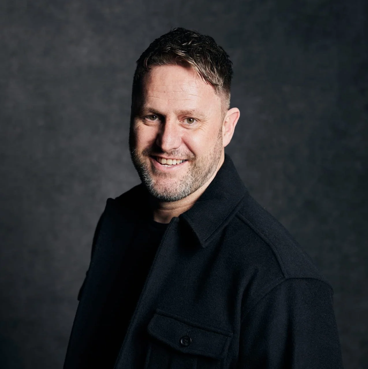 Headshot of Damian Hughes, sports psychologist and high-performance culture expert, represented by 92 Speakers Bureau