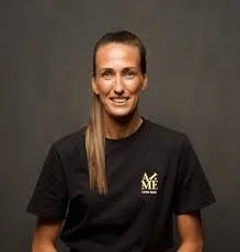 Jill Scott headshot — England football legend and keynote speaker on team culture, confidence and leadership | 92 Speakers