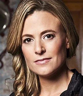 Tali Sharot headshot — neuroscientist, author and keynote speaker on decision-making, emotion and human behaviour