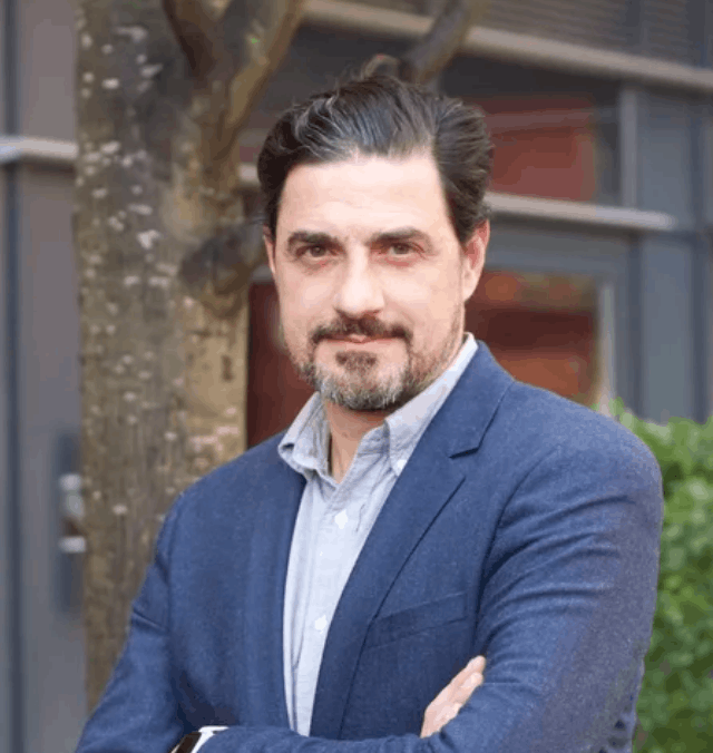 Headshot of Alexis Conran, fraud specialist and expert on deception and human risk, represented by 92 Speakers Bureau