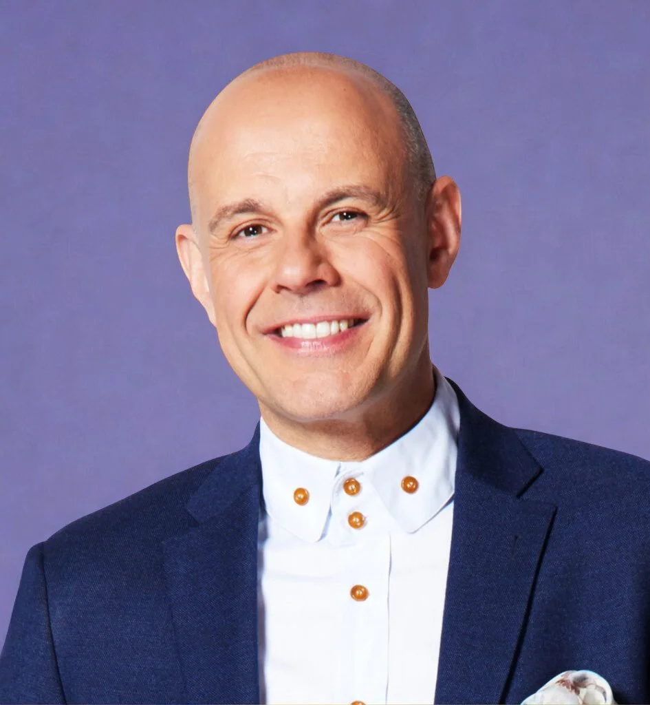 Jason Mohammad headshot, broadcaster, presenter and conference host known for confident, human conversation