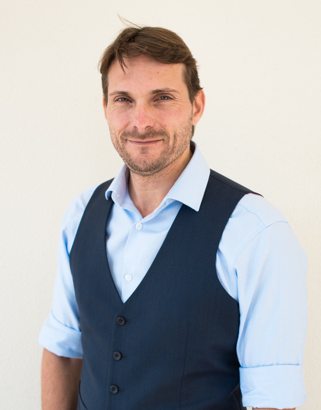 Headshot of Matthew Griffin, strategic futurist and expert on emerging risk and technological disruption