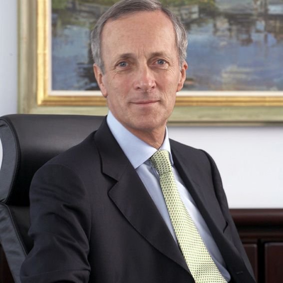 Stuart Hampson, people-led growth keynote speaker with 92 Speakers Bureau