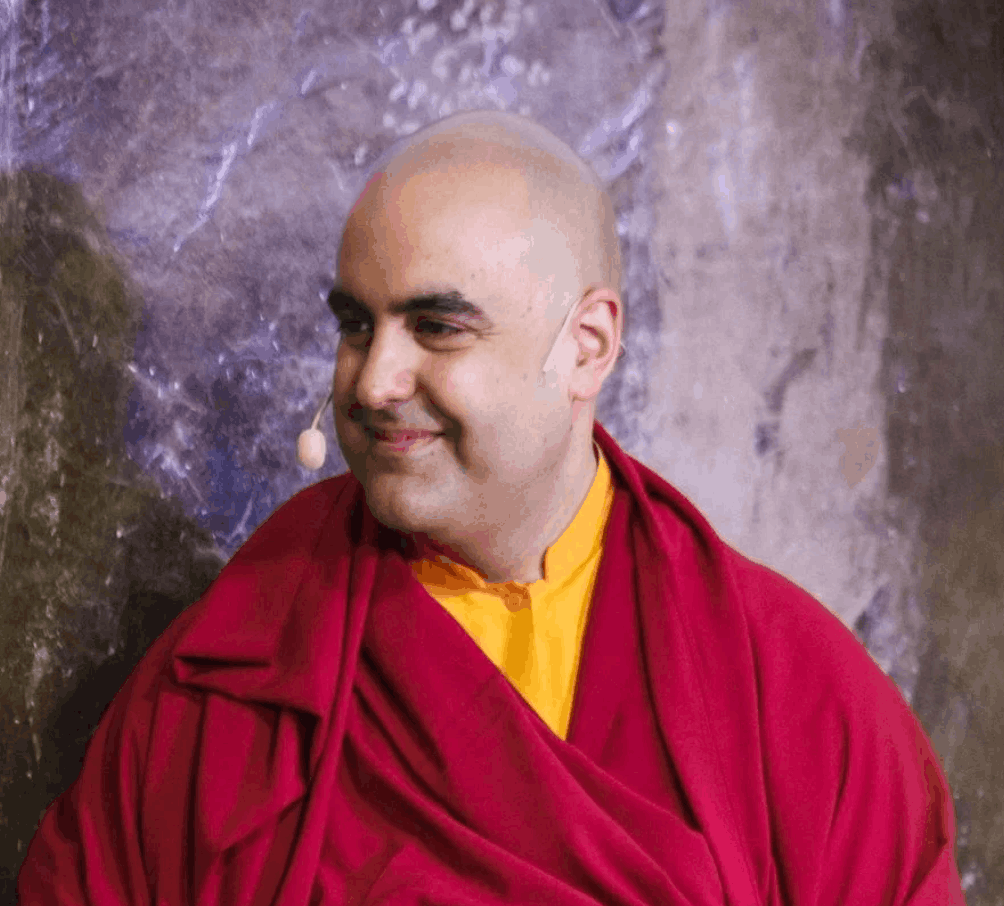 Gelong Thubten headshot, Buddhist monk, author and keynote speaker on mindfulness