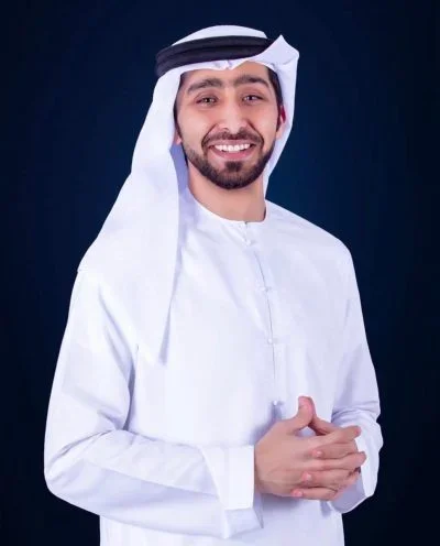 Yousef Abdalbari headshot, journalist, broadcaster and conference moderator leading global, credible conversation