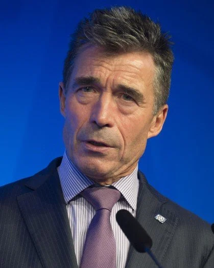 headshot Book-Anders-Fogh-Rasmussen-Global-Politics-Conference-Keynotes-Contact-92-Speakers