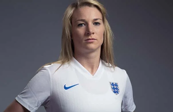 Ellen White headshot — England football legend and keynote speaker on teamwork, consistency and performance | 92 Speakers