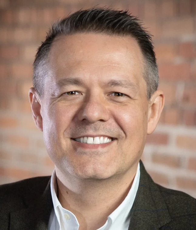 Adam Kingl, next-generation leadership keynote speaker