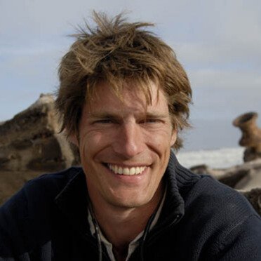 Frank Pope headshot — climate journalist and keynote speaker on ocean storytelling and climate risk communication | 92 Speakers