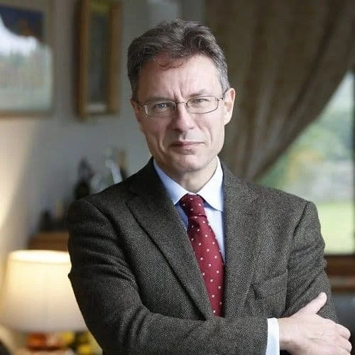 Headshot of Luciano Floridi, philosopher of information and AI ethics governance expert,