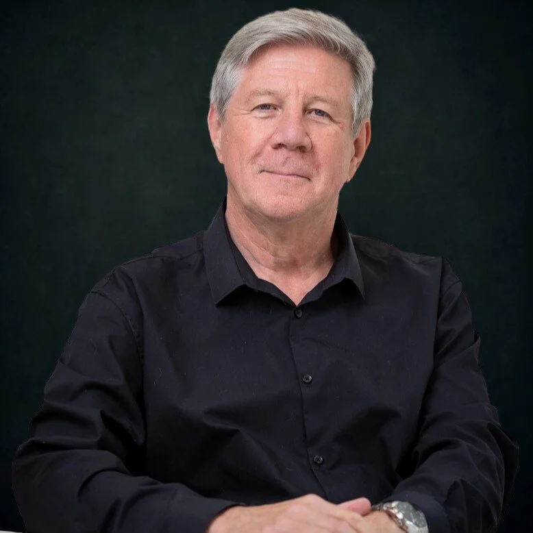 Headshot of Adrian Furnham, organisational psychology and leadership behaviour keynote speaker