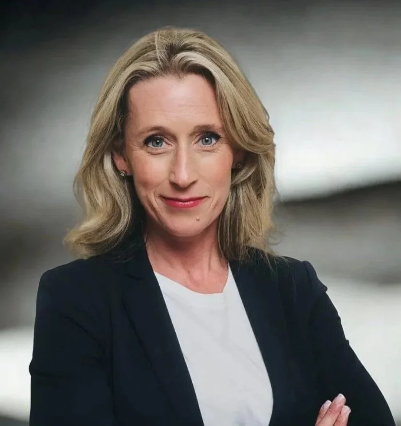 Book Emma Pears for 2026 keynotes on mindset, leadership, and stress management. Explore her 'What Does It Matter?' framework for high-performance and wellbeing.