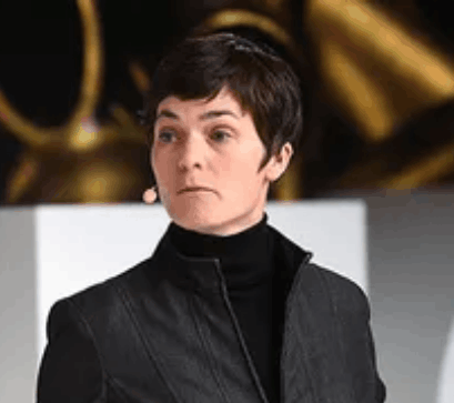Book Dame Ellen MacArthur, world-record sailor and circular economy leader, for keynotes on sustainable innovation, resource resilience, and systemic change.