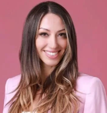 headshot Book-Sabrina-Cohen-Hatton-Author-Neuroscientist-Fire-Officer-Leadership-Speaker-Conference-Keynote-Contact-92-Speaker.