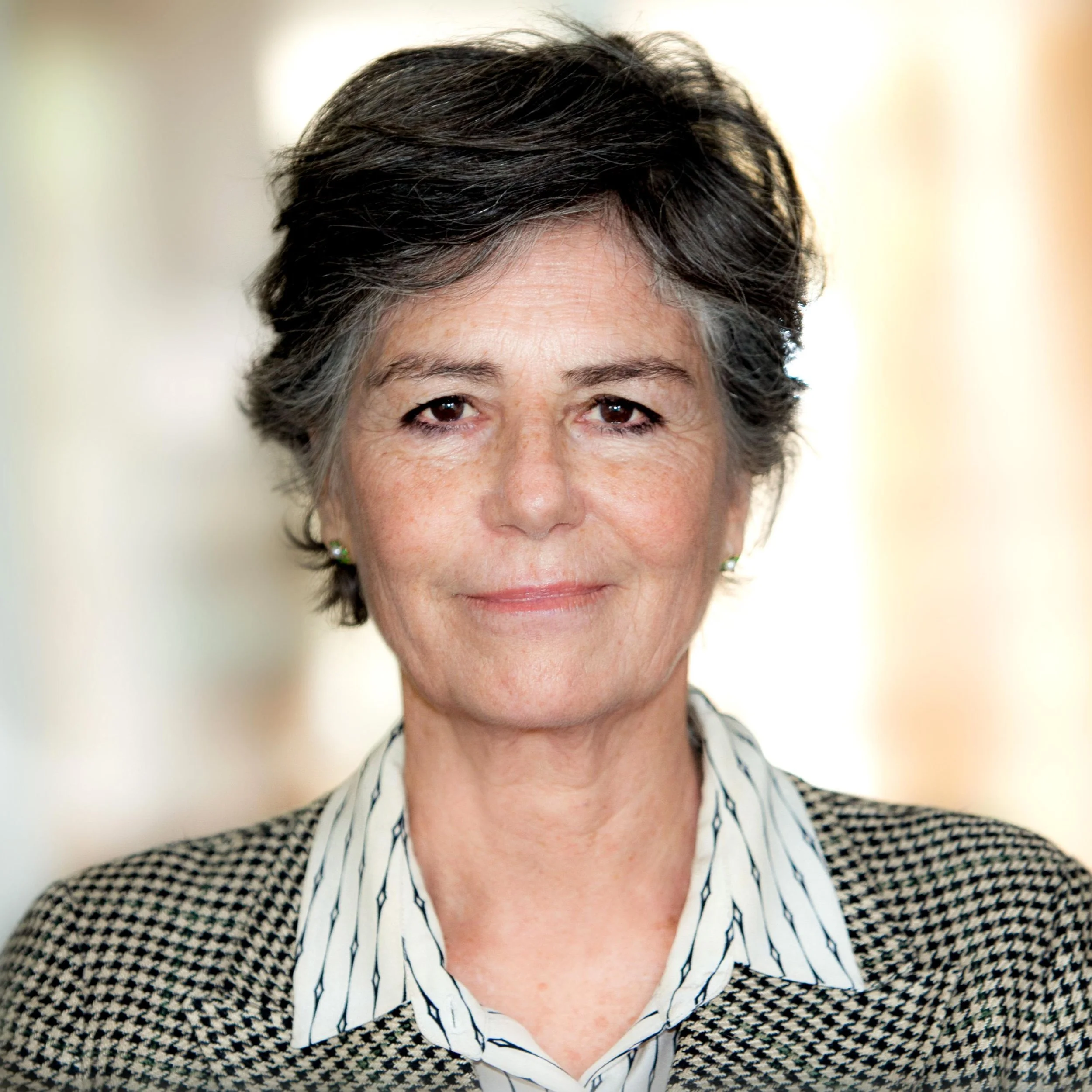 Lucrezia Reichlin keynote speaker headshot on economics, central banking and global markets