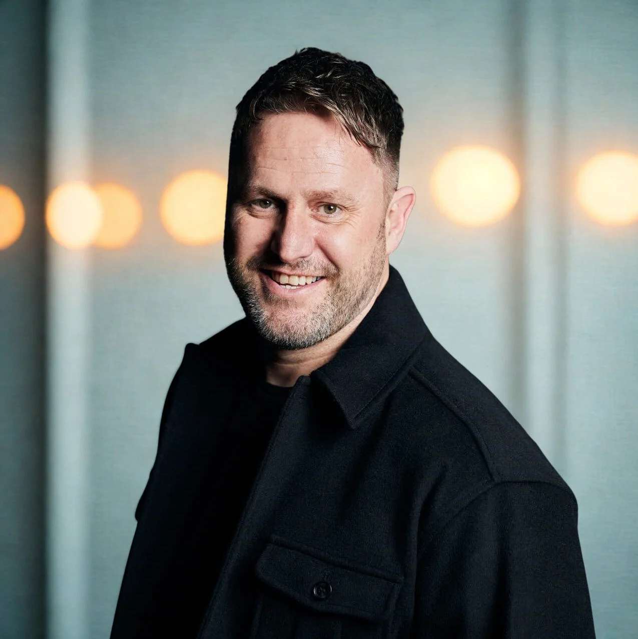 Headshot of Damian Hughes, sports psychologist and high-performance culture expert, represented by 92 Speakers Bureau