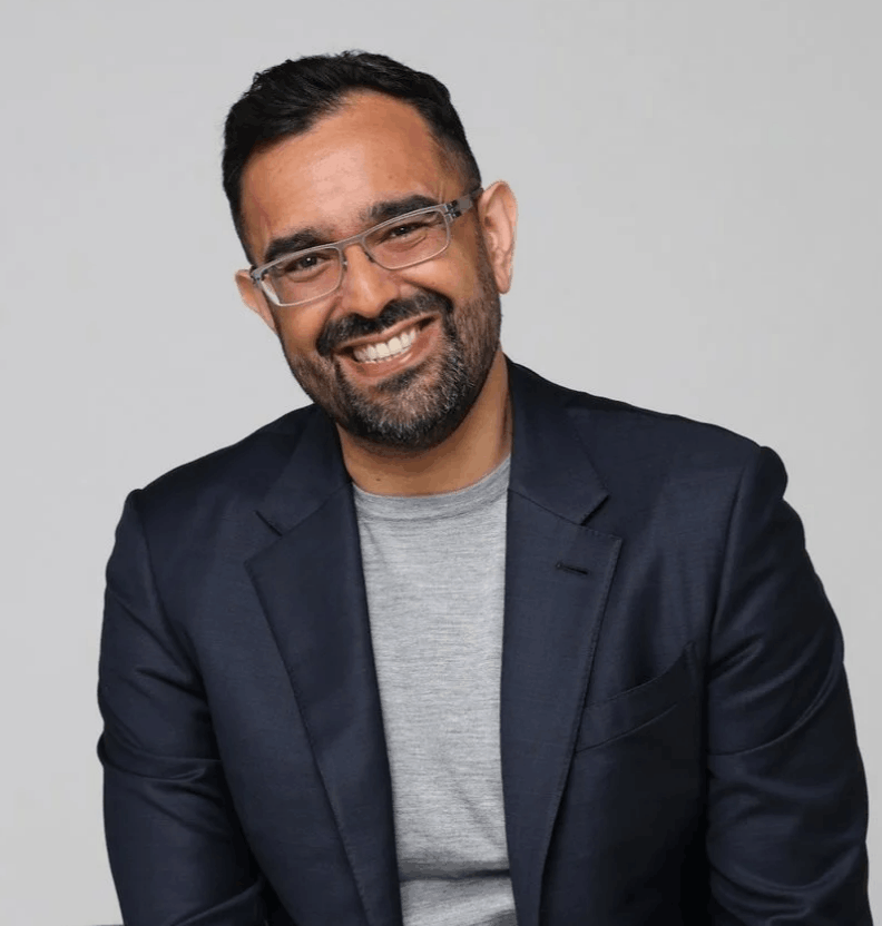Azeem Azhar keynote speaker headshot on exponential technology, AI and future trends