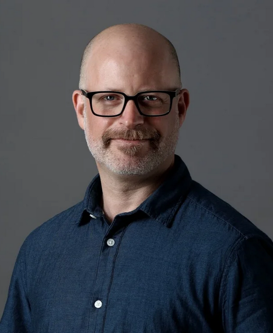 Aaron Balick headshot — psychotherapist and media psychologist speaking on identity, power and the modern self