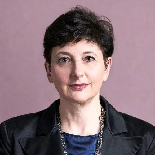 Julia Hobsbawm, networks and leadership keynote speaker with 92 Speakers Bureau