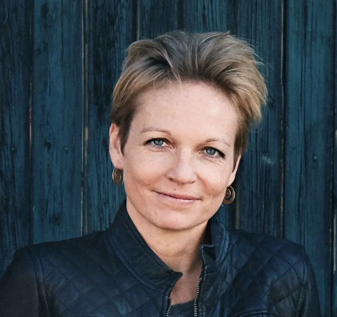 Dr Pia Lauritzen, philosopher and Qvest founder, delivering a 2026 keynote for 92 Speakers on how human questioning differentiates us from artificial intelligence.