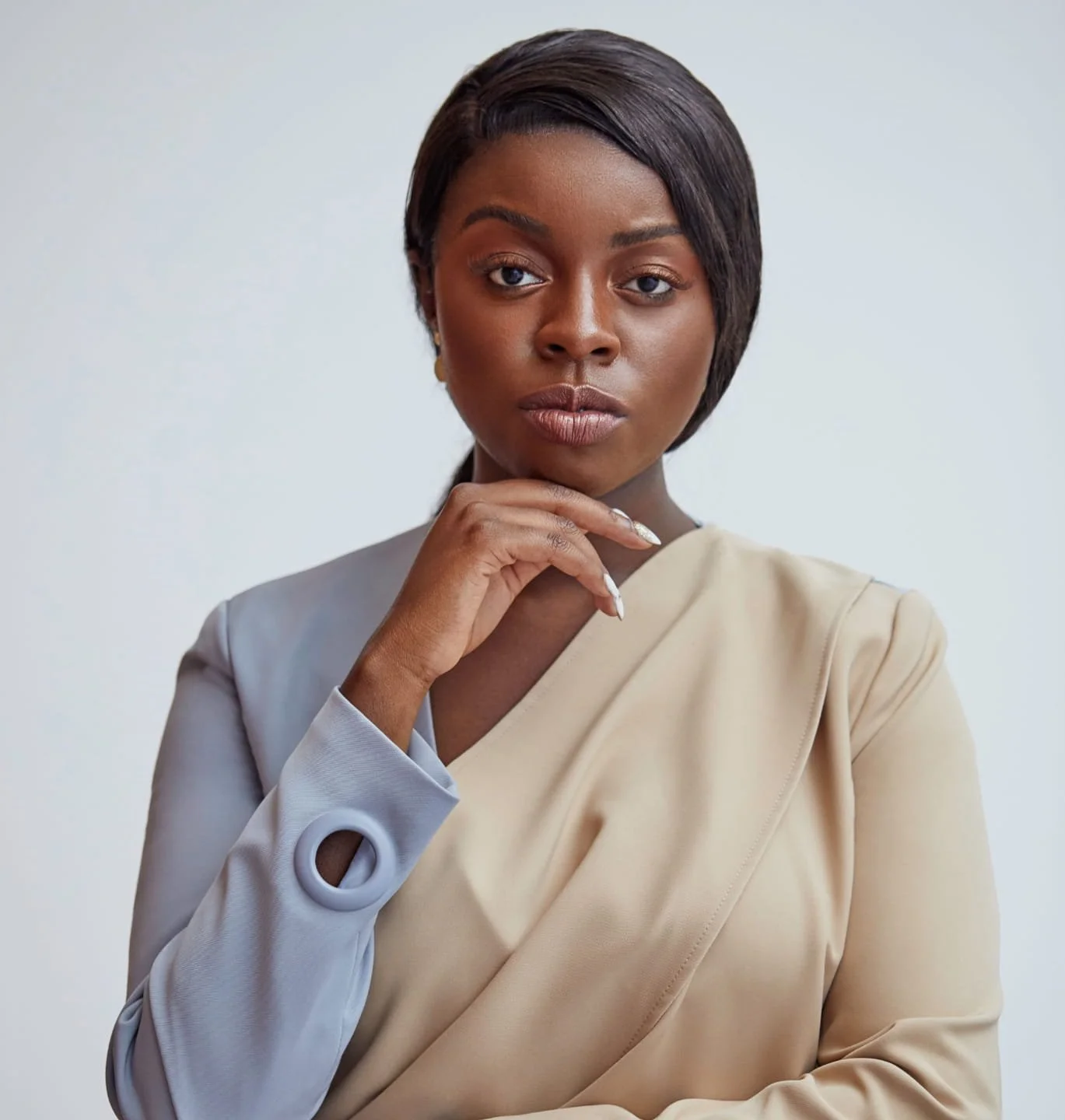 Hayley Mulenda headshot, mental health advocate, author and keynote speaker