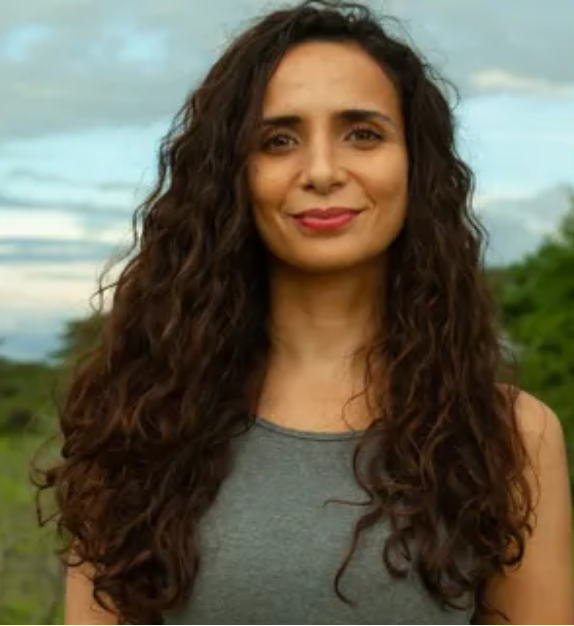 headshot Book Ella Al-Shamahi For Your Event Keynote 92 Speakers.png