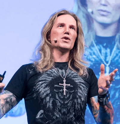 Philipp Hahn headshot — CEO of Rabl & Hahn and keynote speaker on purpose-driven strategy and transformation | 92 Speakers