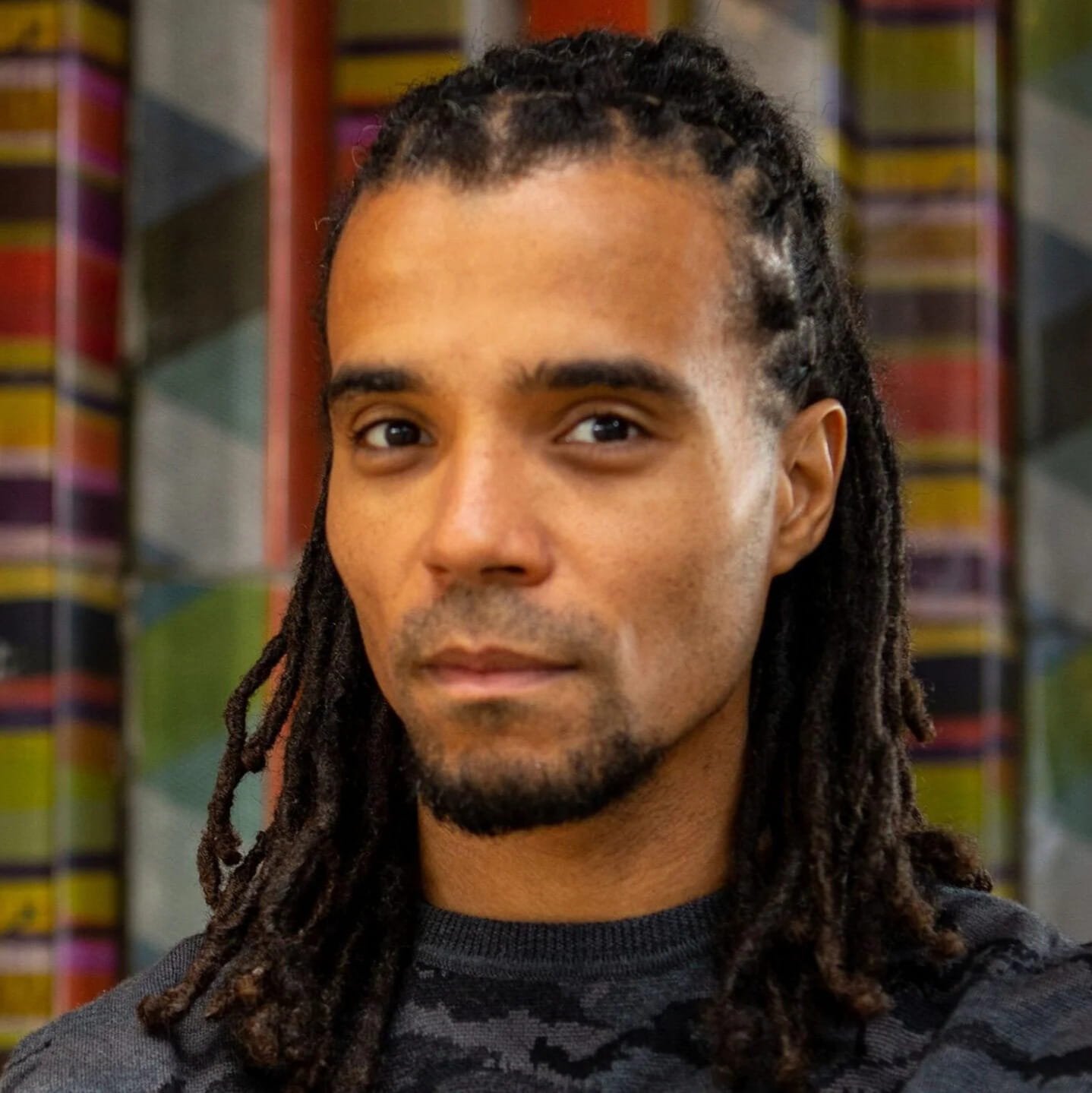 Headshot of Akala, writer and cultural thinker, expert on power, knowledge and cultural literacy