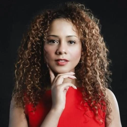 Headshot of Miranda Brawn, global lawyer and philanthropist, expert on leadership, governance and inclusive capital