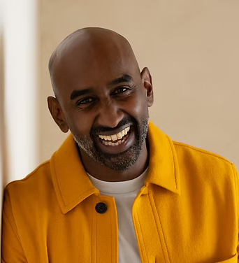 Reuben Christian headshot — human behaviour expert and keynote speaker on influence, decision-making and behavioural change