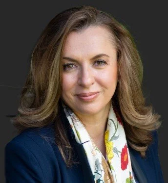 Headshot of Clara Durodié, AI ethics leader and expert on trust and governance, represented by 92 Speakers Bureau