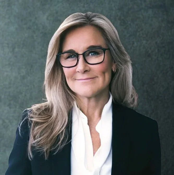 Dame Angela Ahrendts DBE, former Apple SVP and Burberry CEO, delivering a 2026 keynote for 92 Speakers on leading with humanity in the age of AI.